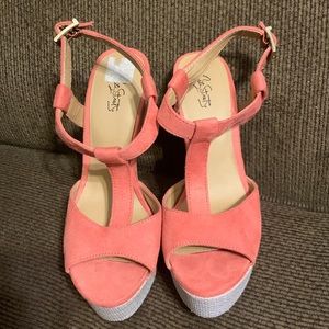 Brand new coral platform sandals